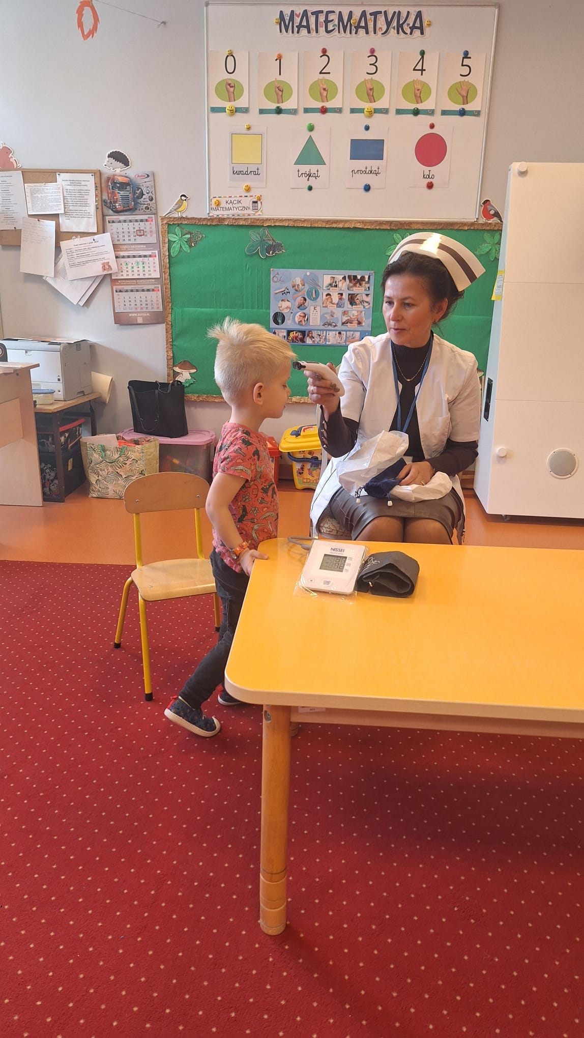 Spotkanie grupy „Misie” z panią pielęgniarką z Centrum Medycznego Ikar w Białych Błotach