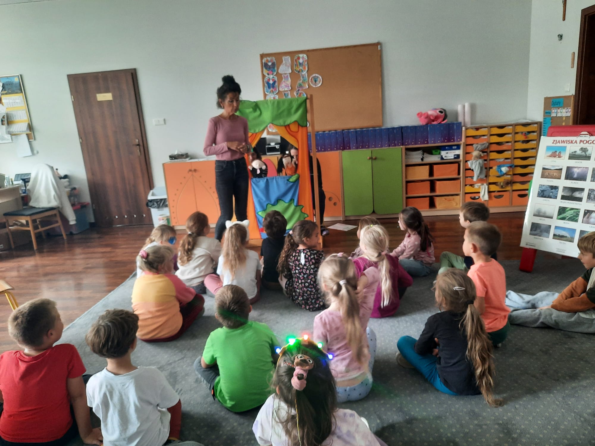 Teatrzyk, pt. „Dobre relacje”